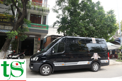  Thuê xe VIP Huyndai Solati Limousine 12 chỗ tại Đà Nẵng
