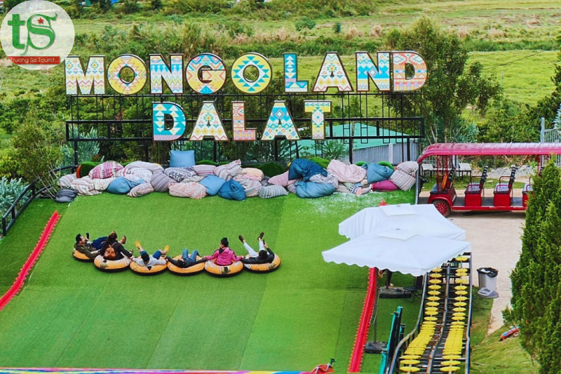 Tour-%C4%90%C3%A0-L%E1%BA%A1t-3-ng%C3%A0y-2-%C4%91%C3%AAm(4)