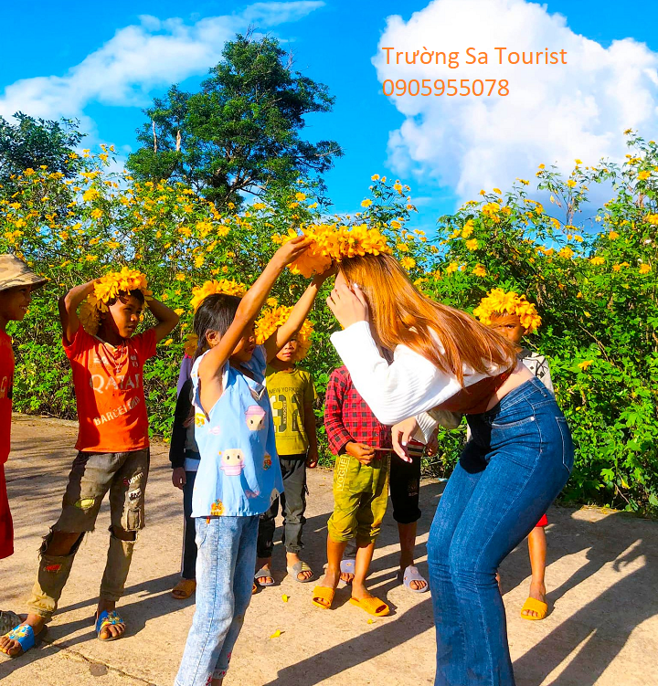 Tour-2-ngay-1-dem-kham-pha-hoa-da-quy-mang-den(4)