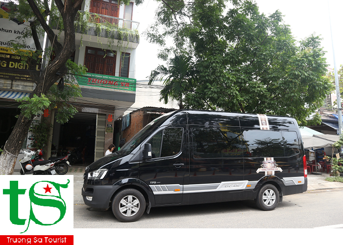  Thuê xe VIP Huyndai Solati Limousine 12 chỗ tại Đà Nẵng